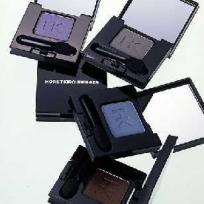 VELVET EYESHADOW